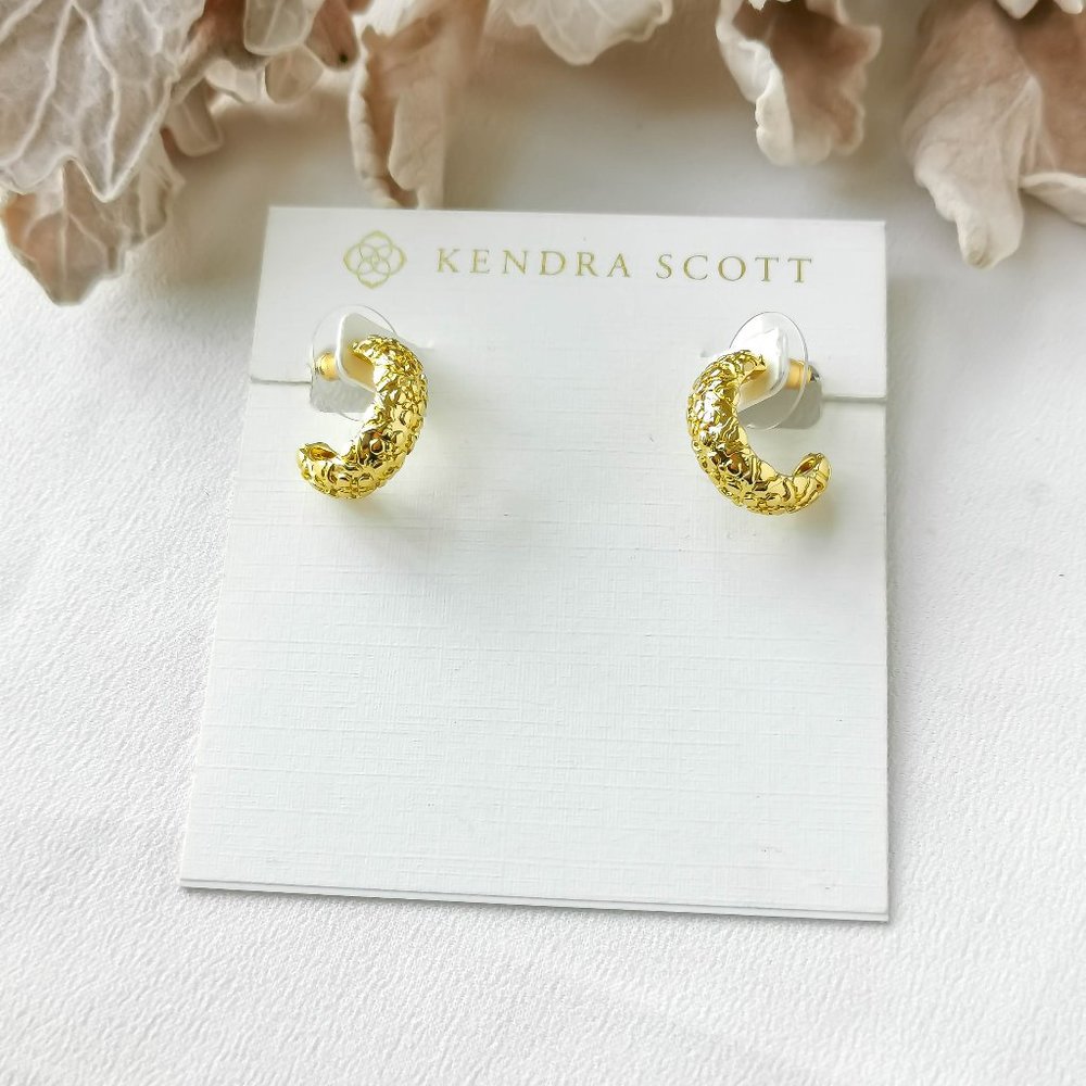 NEW Kendra Scott Harper Gold Huggie Earrings w/dust bag